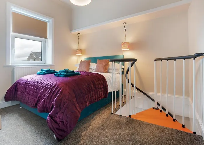 Albert Road Apartments Room 1